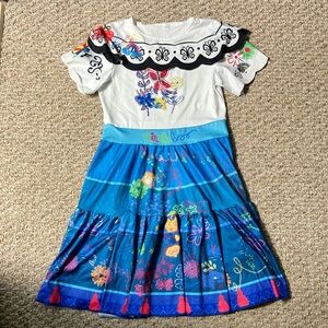 Encanto Mirabel Dress Up Costume Sz 140 fits US sz 6-8